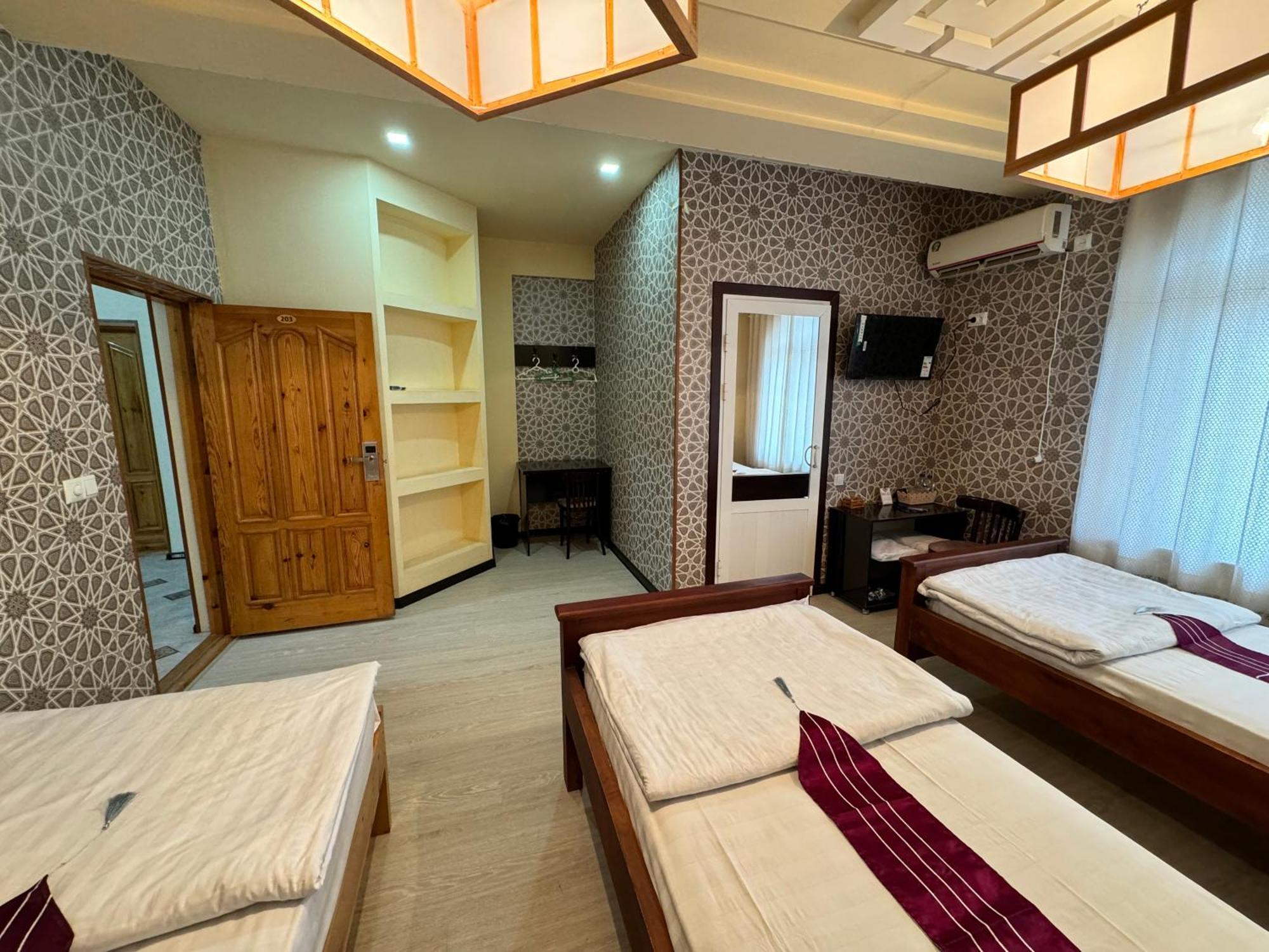 Qamar Hotel Бухара Экстерьер фото