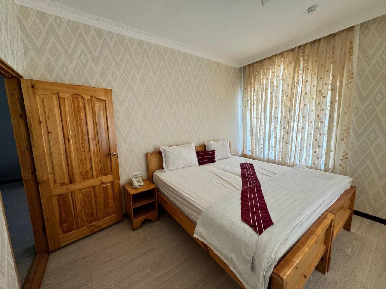 Qamar Hotel Бухара Экстерьер фото